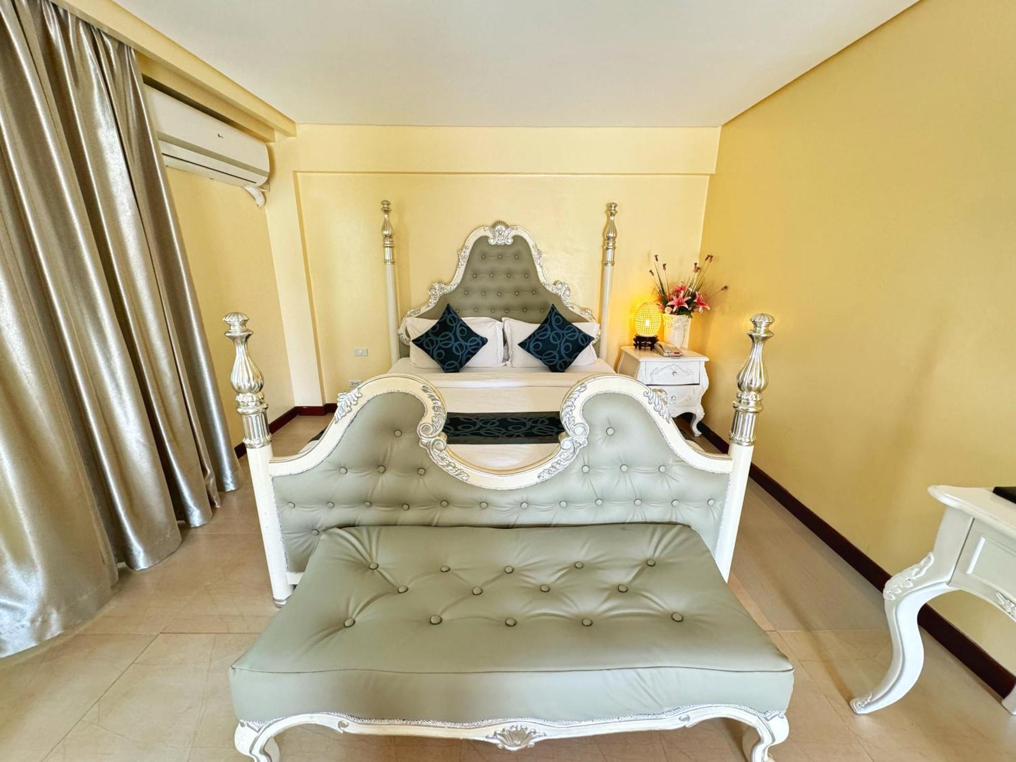 Golden Phoenix Hotel Boracay Manoc-Manoc Екстериор снимка